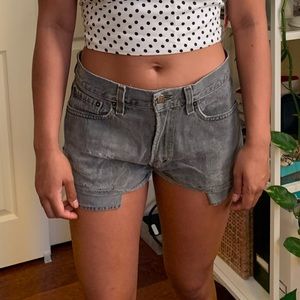 Distressed Levi’s Urban Outfitters